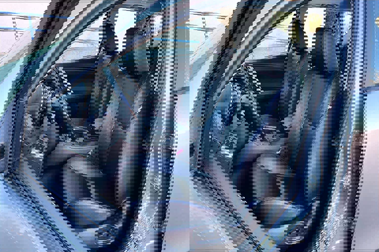 Used 2013 MAZDA MAZDA3 i Grand Touring image 8