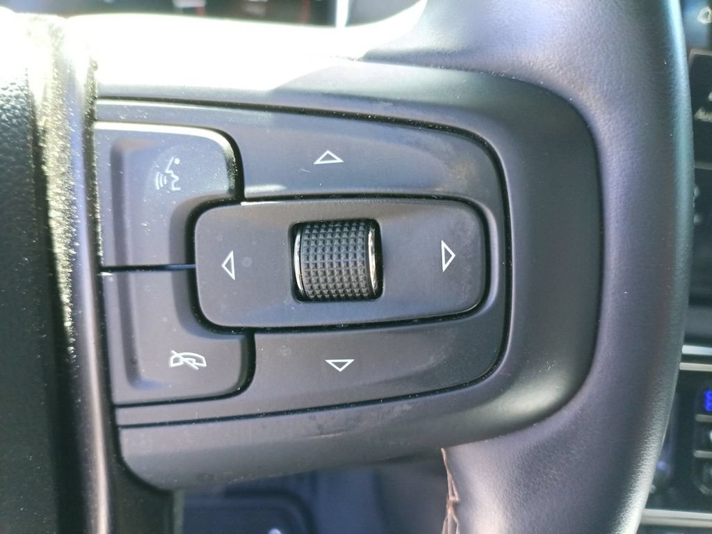 Used 2025 GMC Sierra 2500 AT4 w/ AT4 Premium Plus Package AWD/4WD image 18