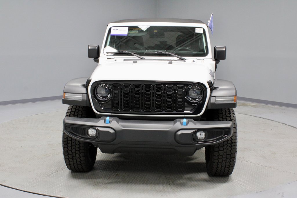 Used 2024 Jeep Wrangler Unlimited image 7