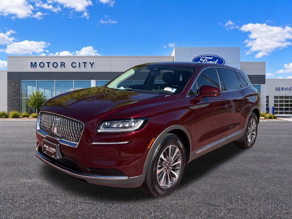 Used 2022 Lincoln Nautilus AWD w/ Premium Package image 4