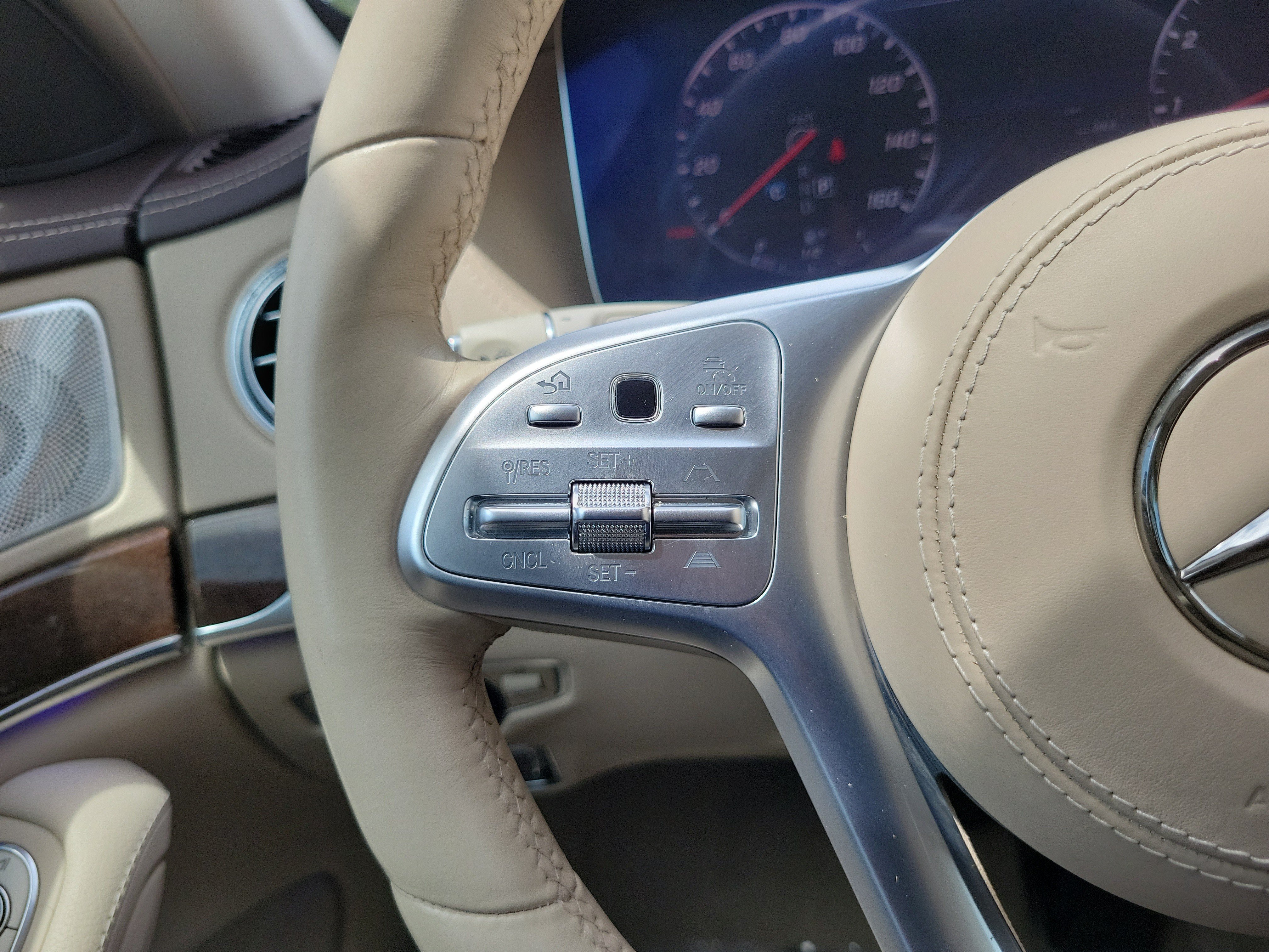 Used 2018 Mercedes-Benz S 450 Sedan image 19