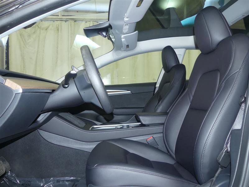 Used 2023 Tesla Model 3 Standard Range RWD image 19