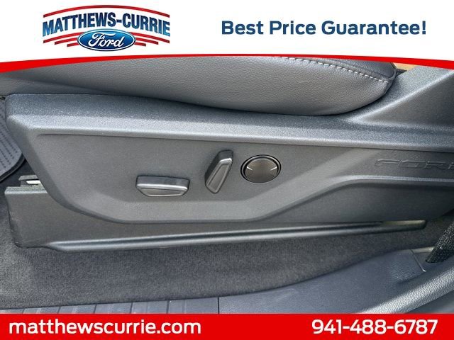 New 2026 Ford F250 Lariat w/ Black Appearance Package image 12