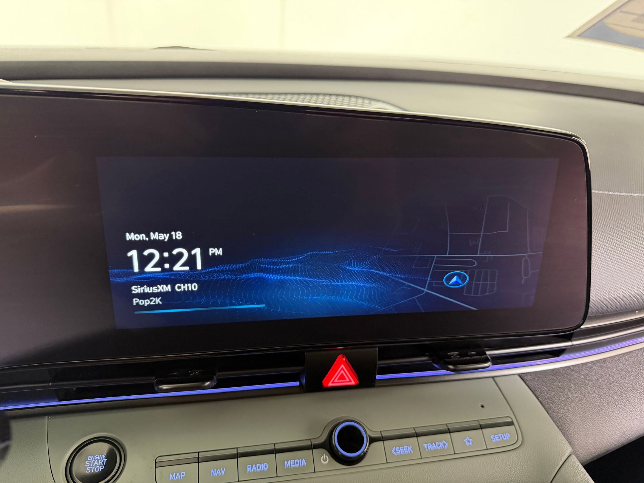 Used 2025 Hyundai Elantra Limited FWD image 23