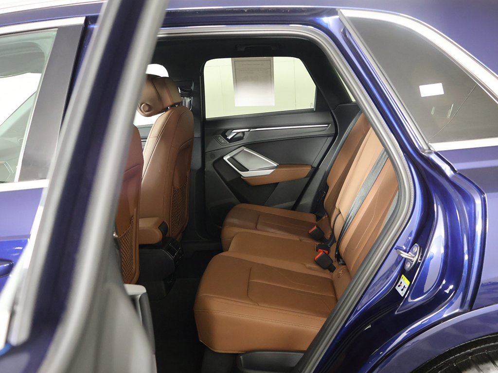 Used 2022 Audi Q3 2.0T Premium w/ Convenience Package image 29