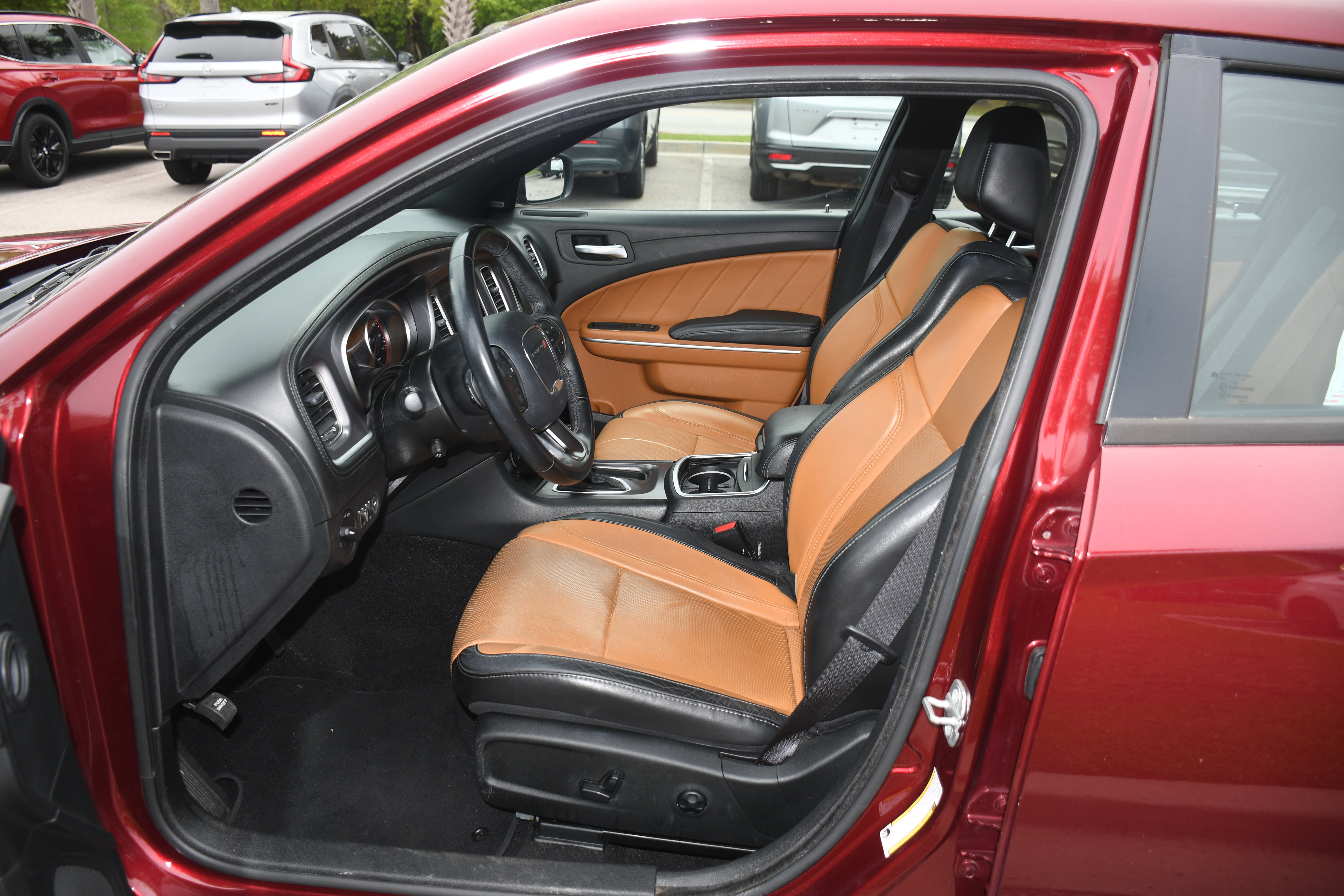 Used 2020 Dodge Charger SXT w/ Plus Group RWD image 7