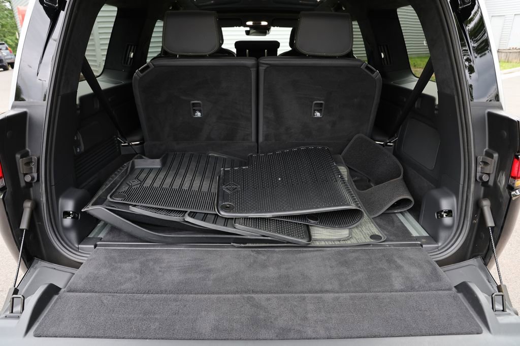 Used 2022 Rivian R1S Launch Edition AWD/4WD image 12