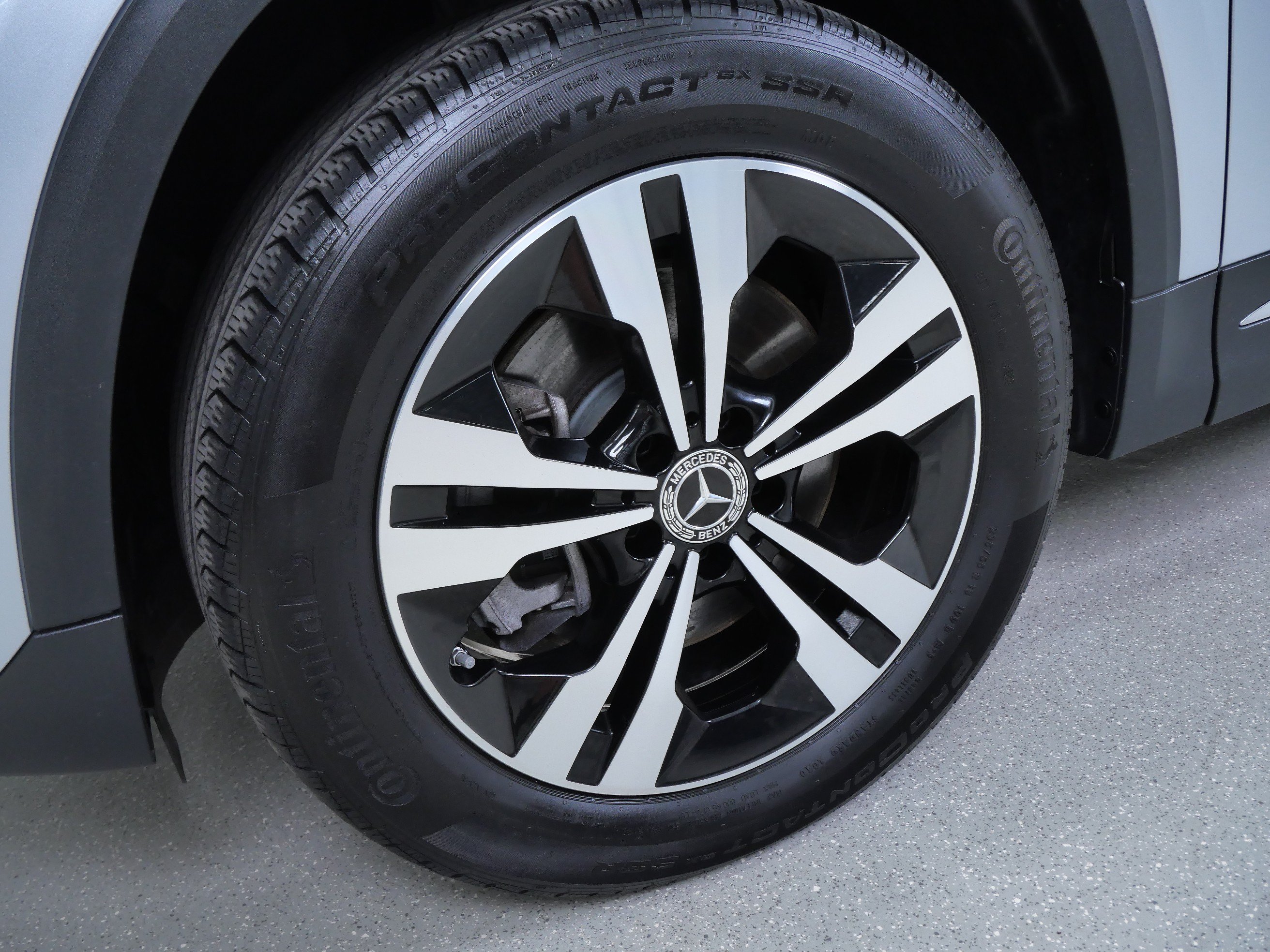 Certified 2025 Mercedes-Benz GLA 250 4MATIC image 13