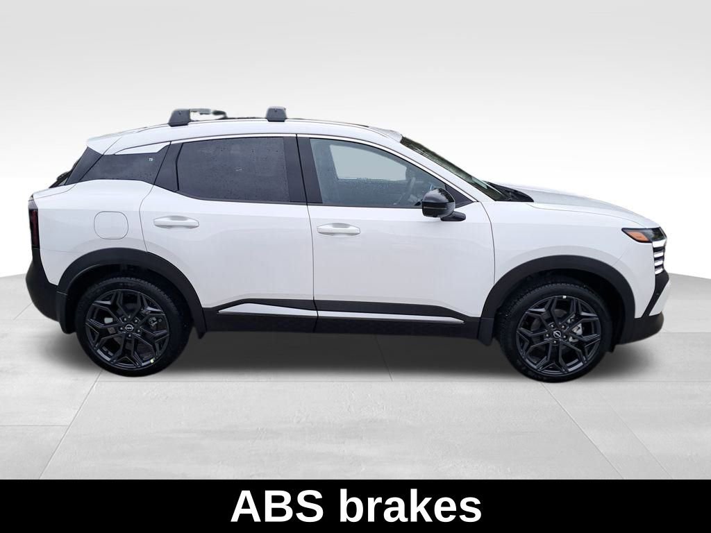 New 2026 Nissan Kicks SR w/ SR Premium Package image 7