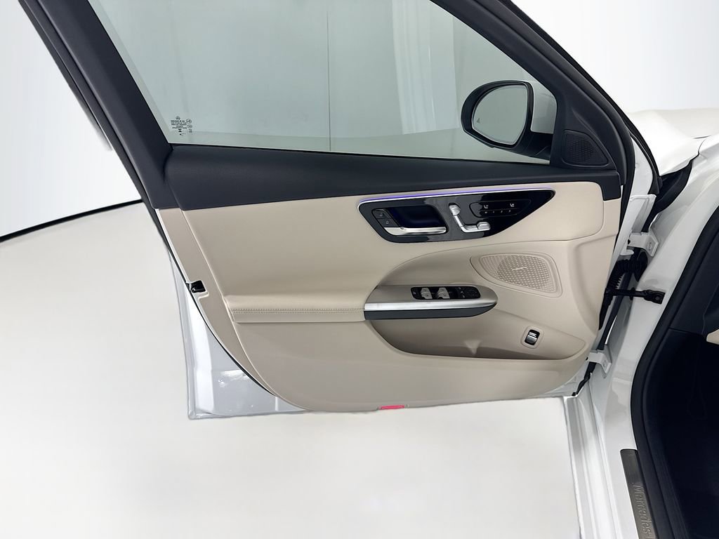 Certified 2025 Mercedes-Benz C 300 Sedan image 24