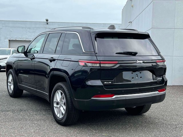 Certified 2023 Jeep Grand Cherokee Laredo w/ Luxury Tech Group I AWD/4WD image 7
