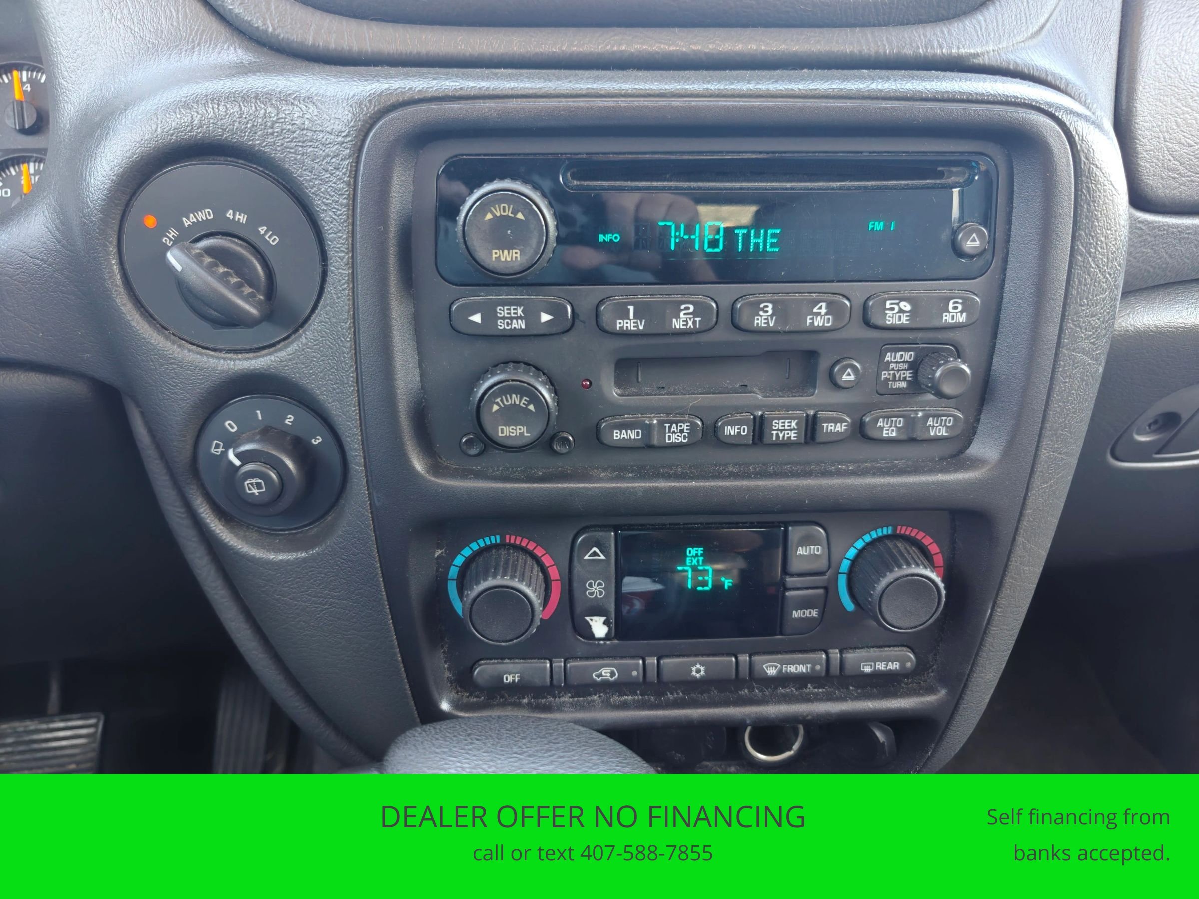 Used 2004 Chevrolet TrailBlazer 4WD w/ LT Preferred Equipment Group image 19