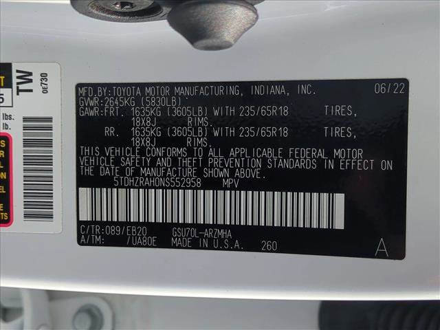 Used 2022 Toyota Highlander XLE image 23