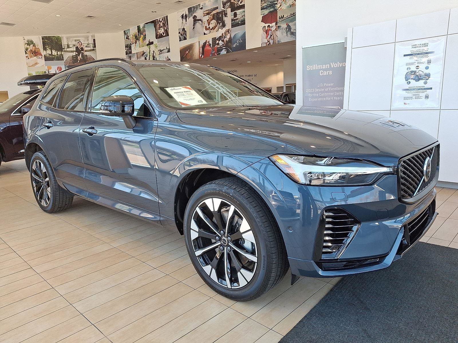 Used 2026 Volvo XC60 T8 Plus w/ Climate Package image 1