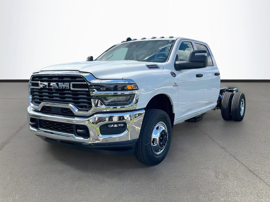 New 2026 RAM 3500 Tradesman w/ Chrome Appearance Group A AWD/4WD image 3