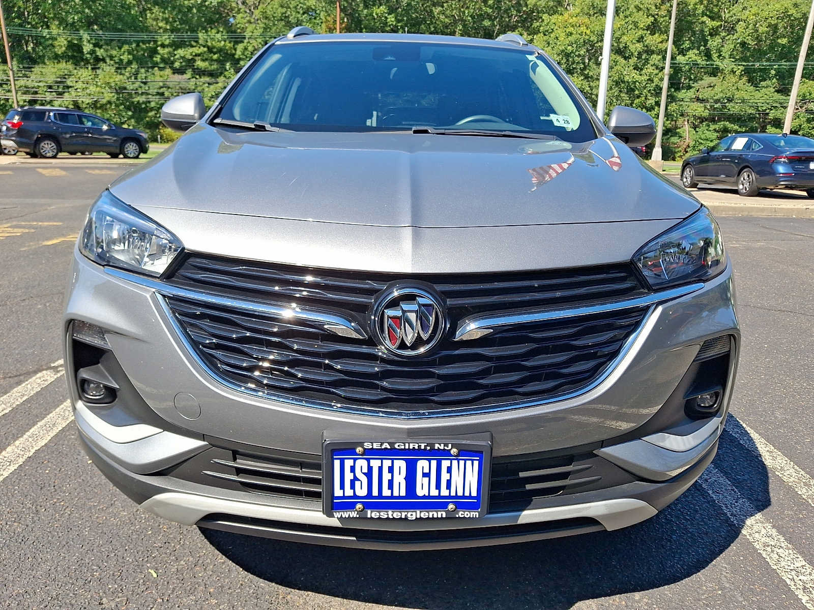 Used 2023 Buick Encore GX Select w/ Safety Package II AWD/4WD image 2