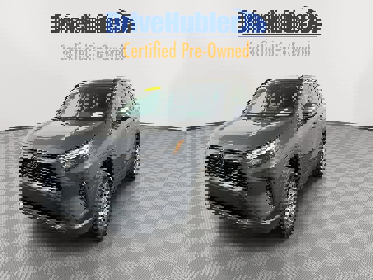 Used 2025 Toyota RAV4 XLE image 4