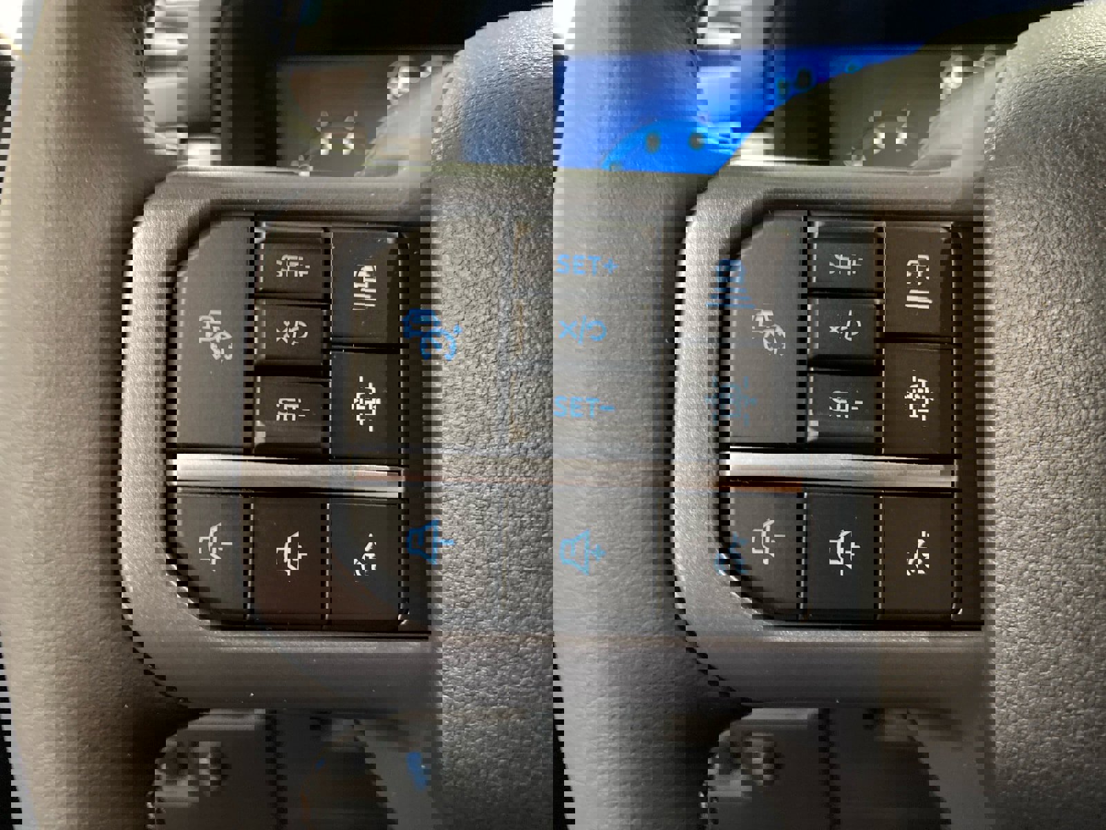 New 2025 Ford F150 Lariat w/ Equipment Group 501A Mid image 15