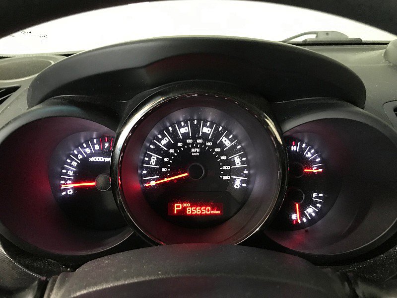 Used 2011 Kia Soul + FWD image 22