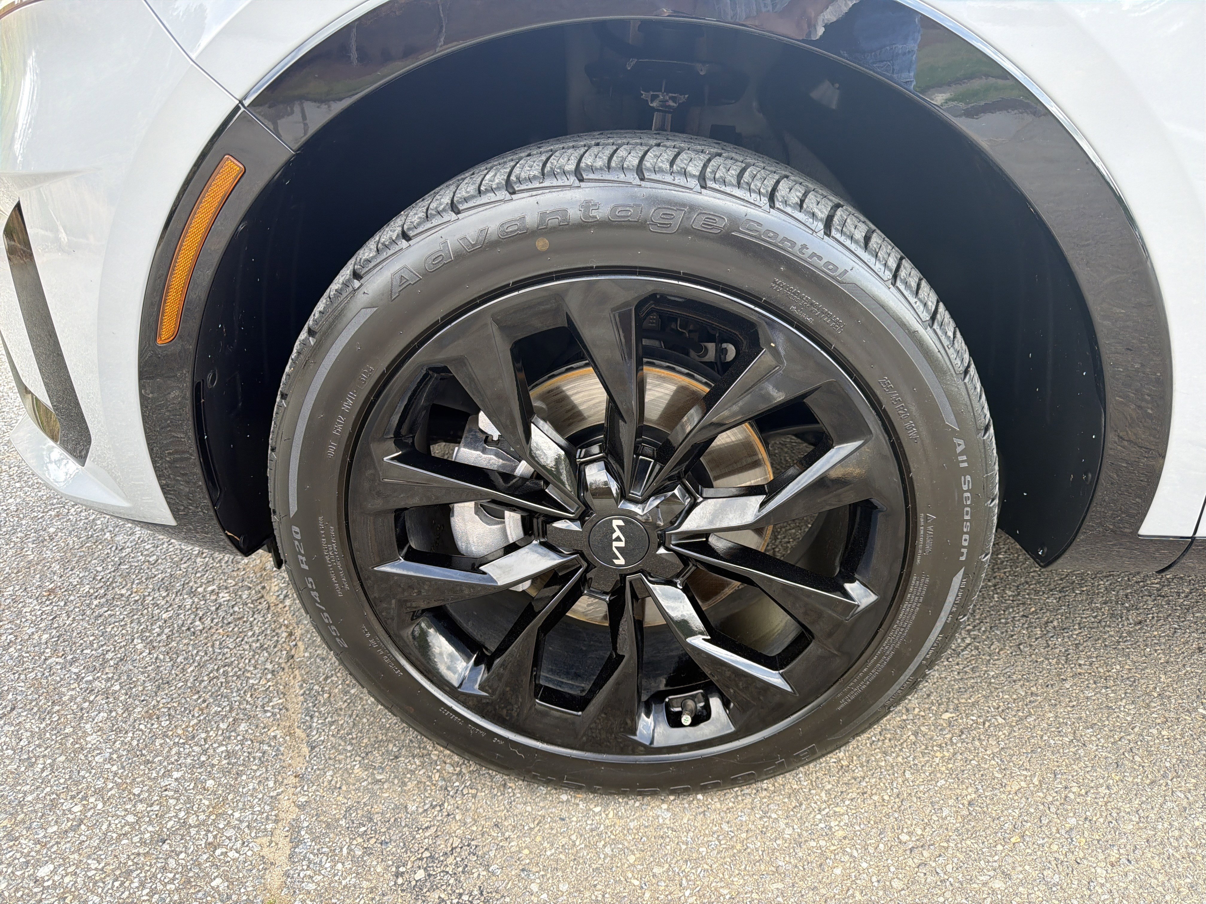 Used 2023 Kia Sorento SX image 11