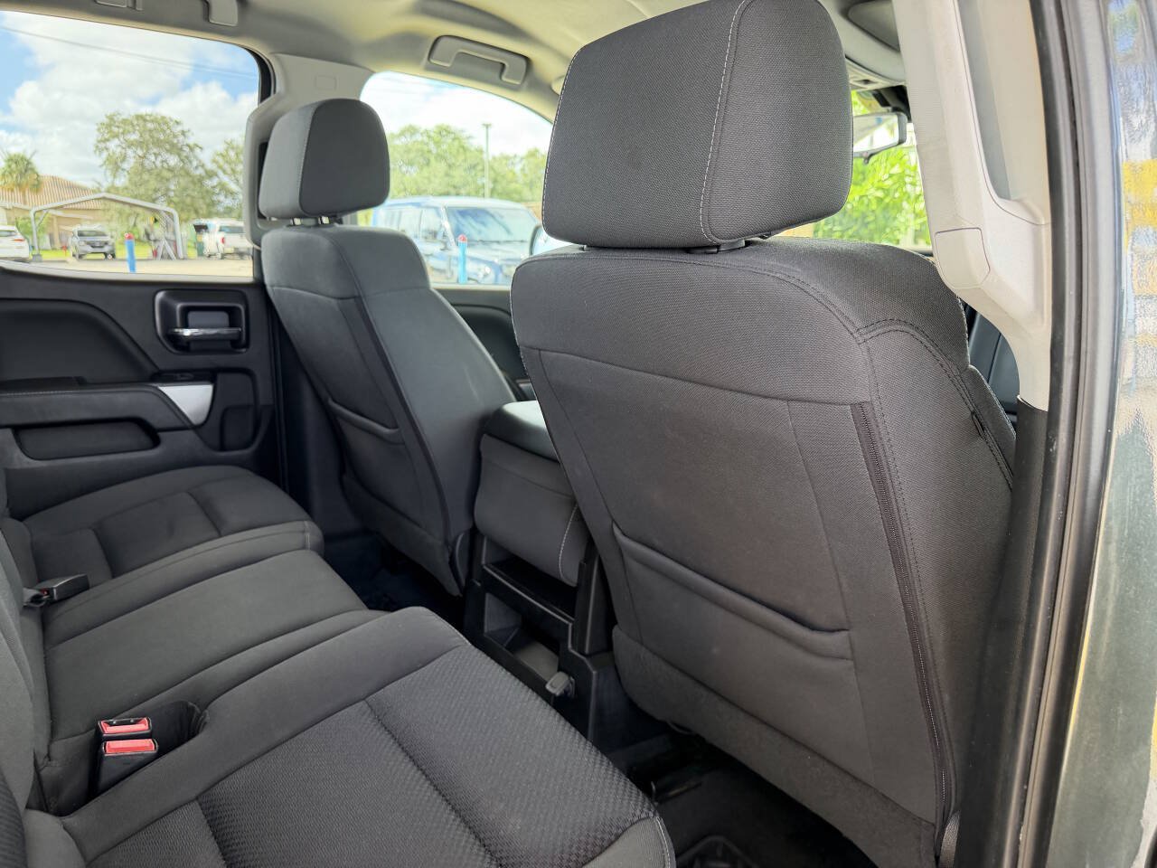 Used 2019 Chevrolet Silverado 1500 LT RWD image 17