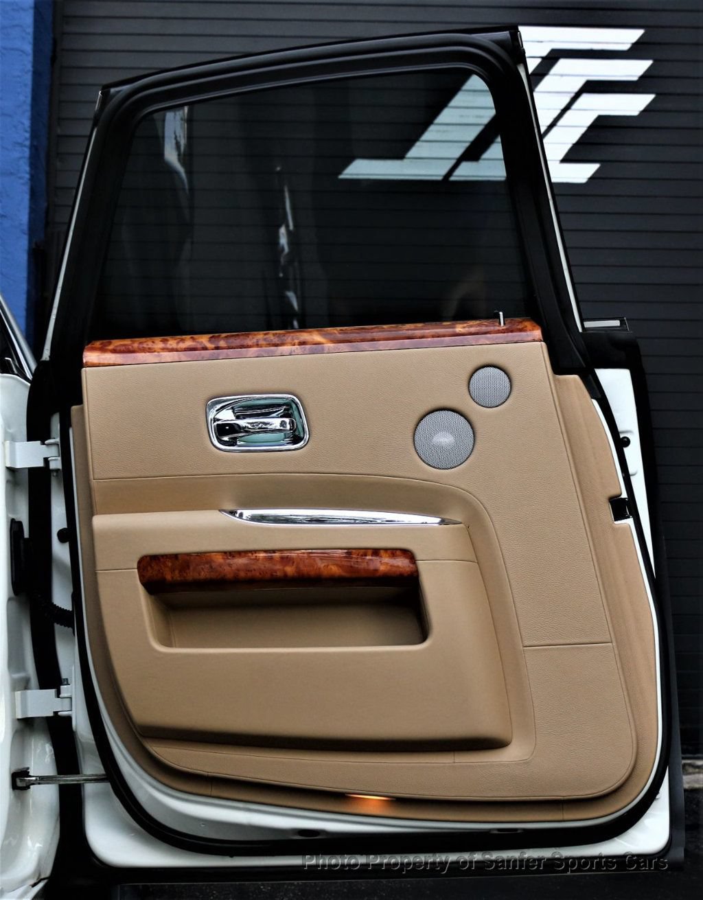 Used 2010 Rolls-Royce Ghost RWD image 21