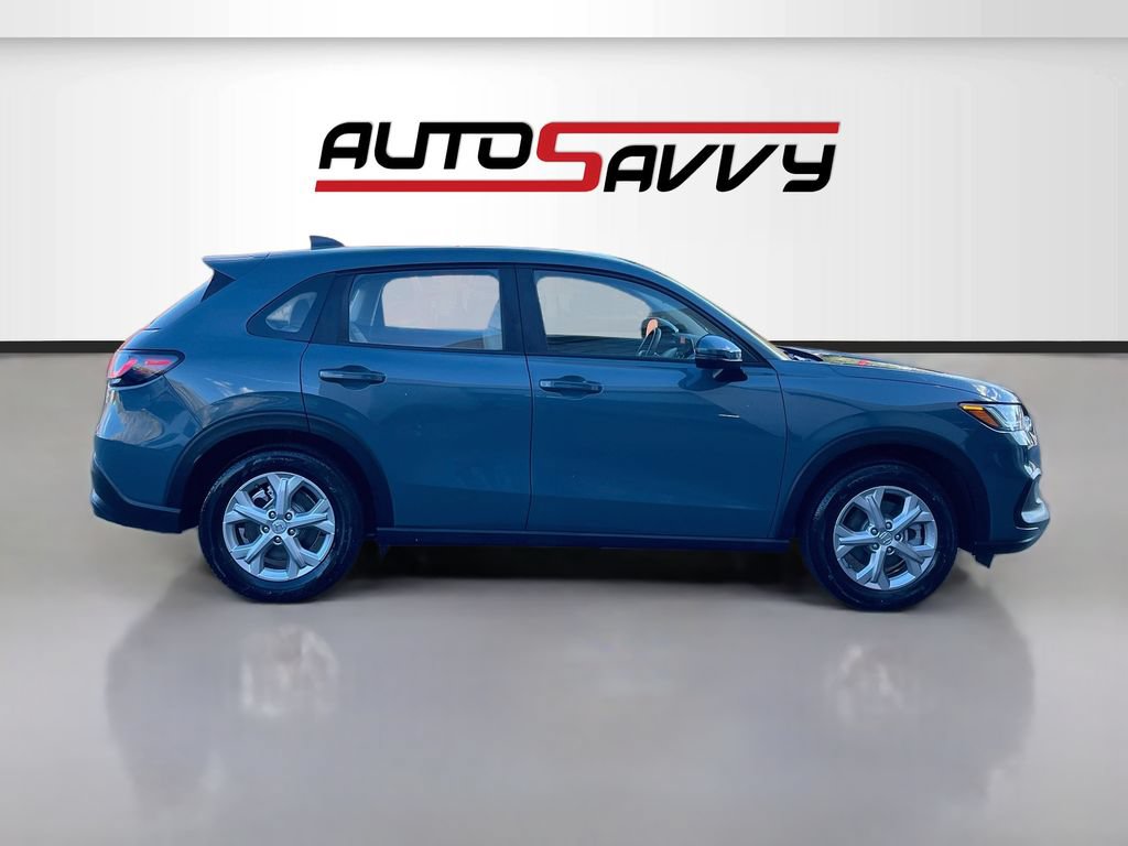 Used 2025 Honda HR-V LX image 8