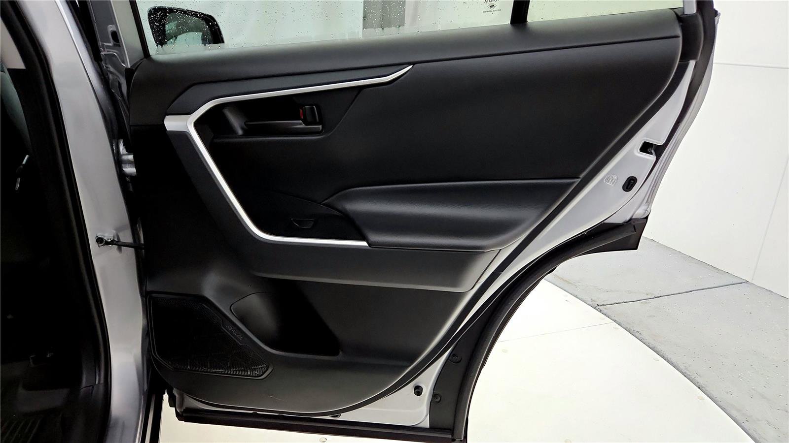 Used 2024 Toyota RAV4 LE image 19