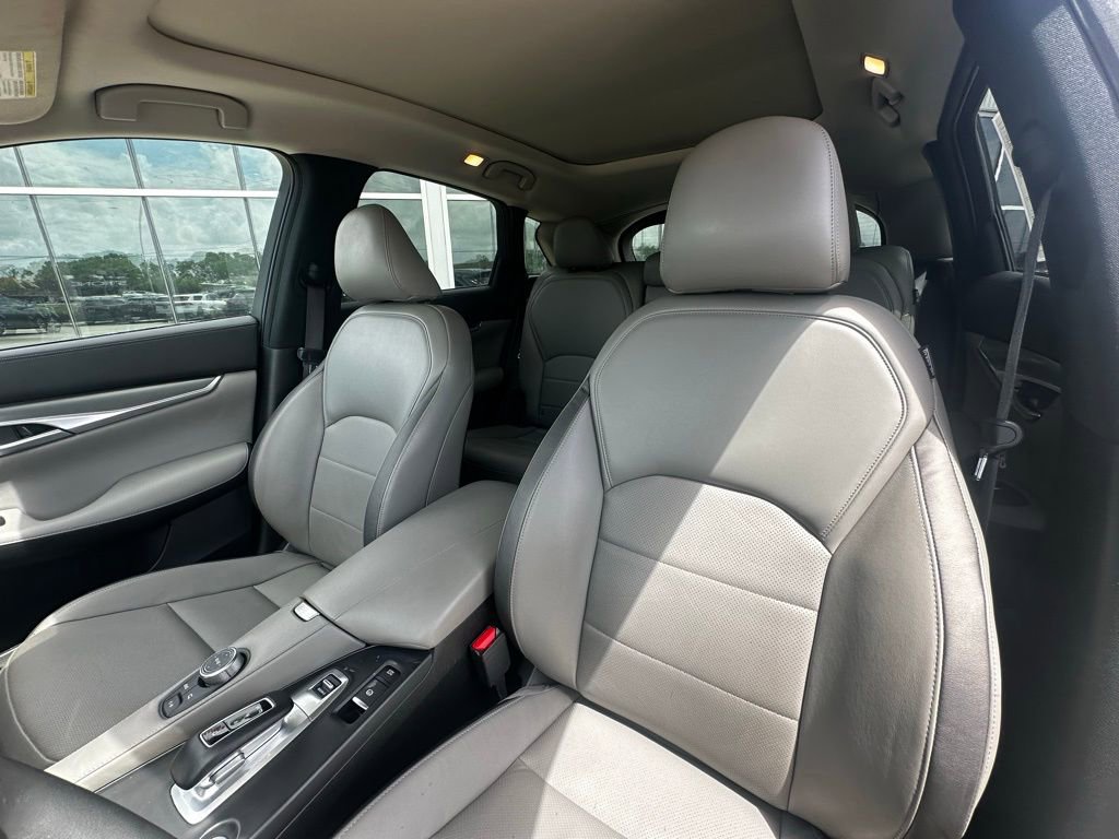 Used 2023 INFINITI QX50 Luxe w/ Cargo Package image 13