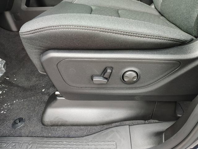 New 2026 RAM 1500 Big Horn w/ Night Edition image 16