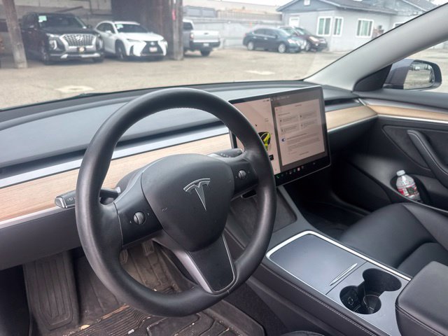 Used 2023 Tesla Model 3 Standard Range RWD image 10