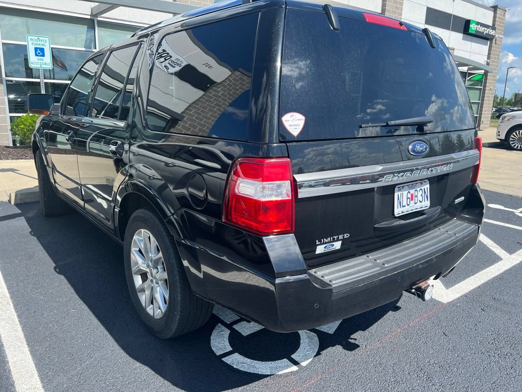 Used 2017 Ford Expedition Limited w/ Equipment Group 301A AWD/4WD image 4