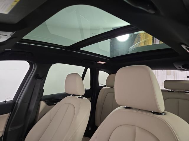 Used 2019 BMW X1 xDrive28i w/ Convenience Package image 32