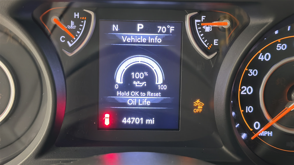 Used 2024 Jeep Wrangler Unlimited Sport AWD/4WD image 15