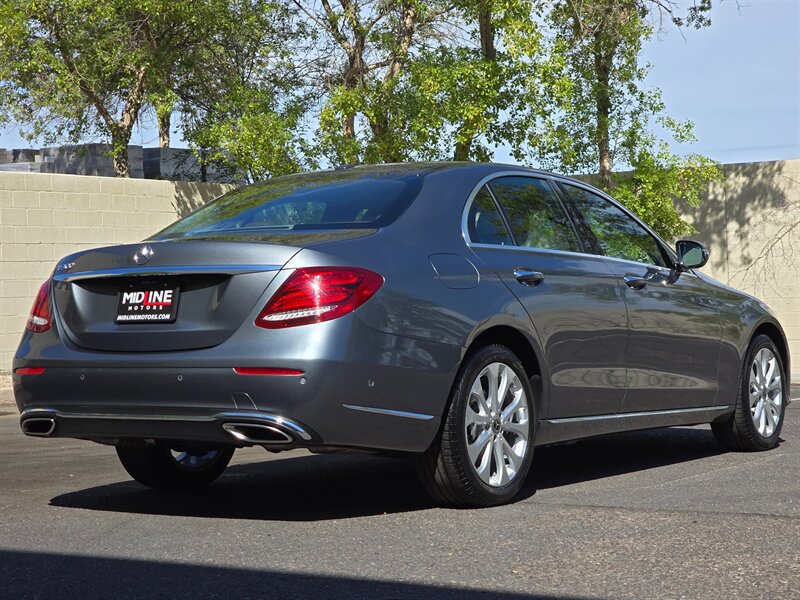 Used 2017 Mercedes-Benz E 300 image 10