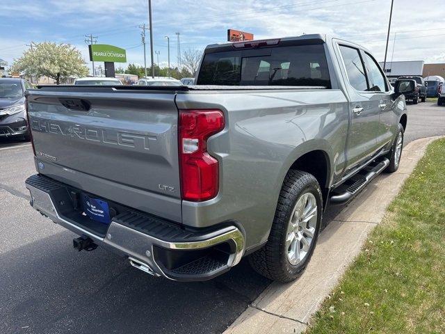 Used 2024 Chevrolet Silverado 1500 LTZ image 9