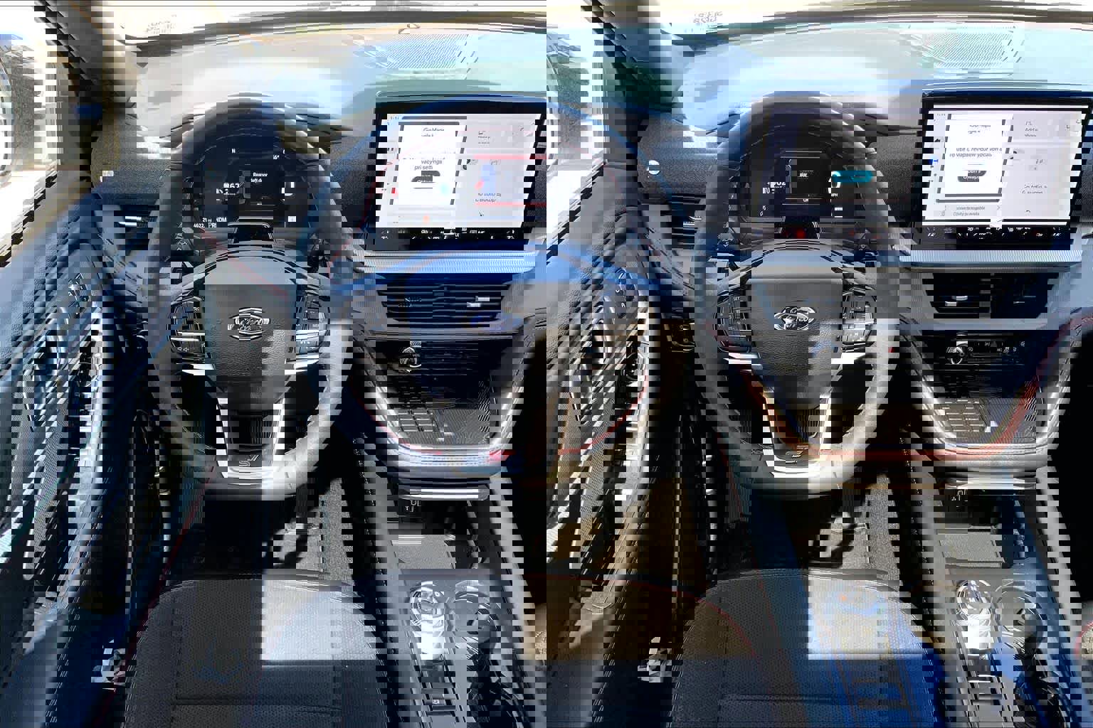 Used 2025 Ford Explorer ST image 6