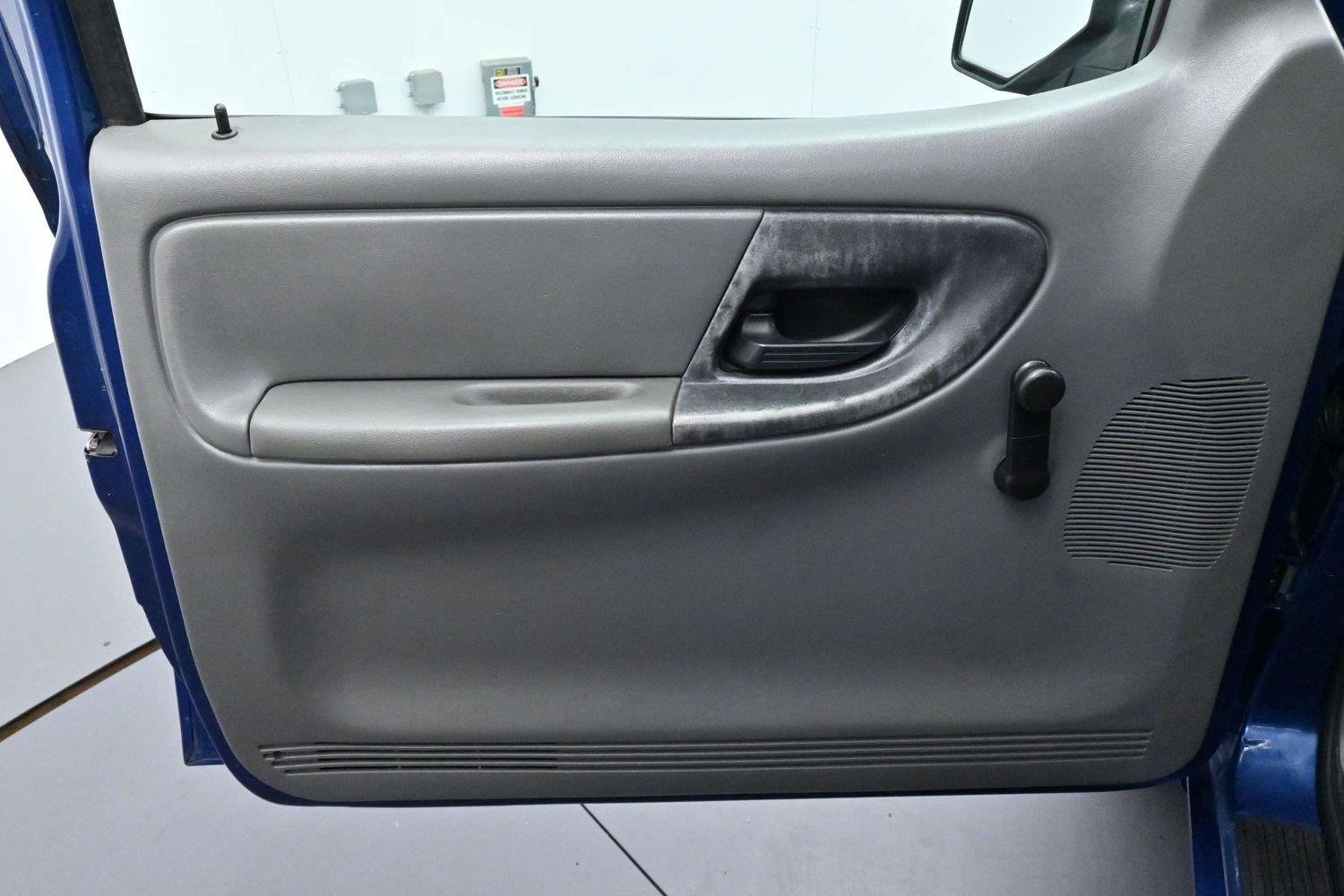 Used 2008 Ford Ranger XL RWD image 10