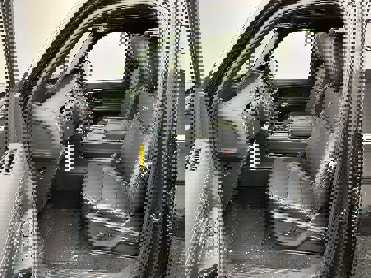 New 2026 Ford Expedition Platinum w/ Stealth Performance Package image 3