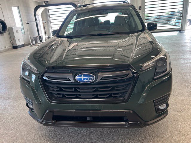 Used 2022 Subaru Forester Limited w/ Popular Package #2 AWD/4WD image 2
