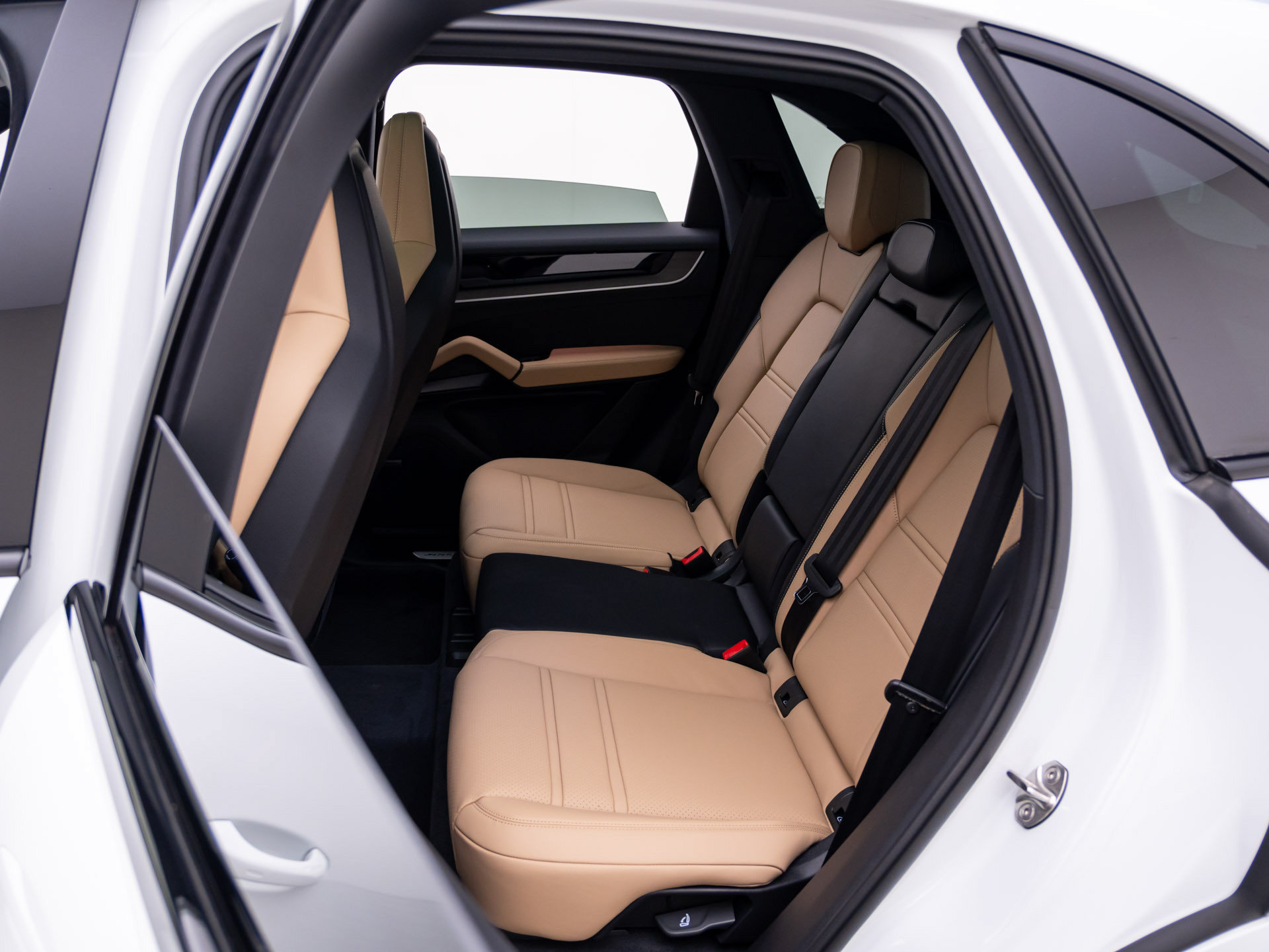 New 2026 Porsche Cayenne AWD/4WD image 17