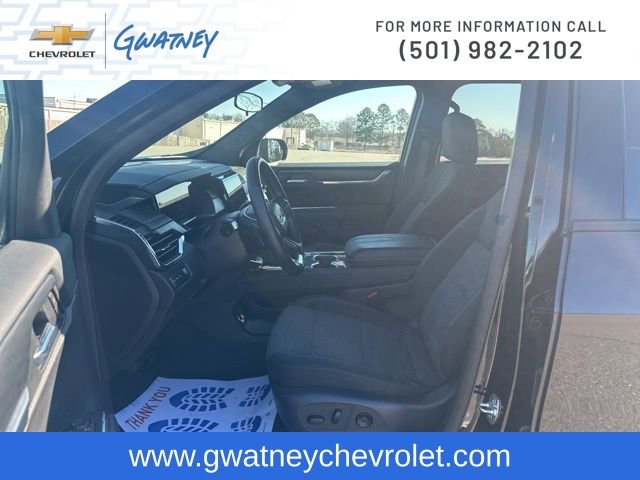 Used 2025 GMC Acadia Elevation FWD image 21
