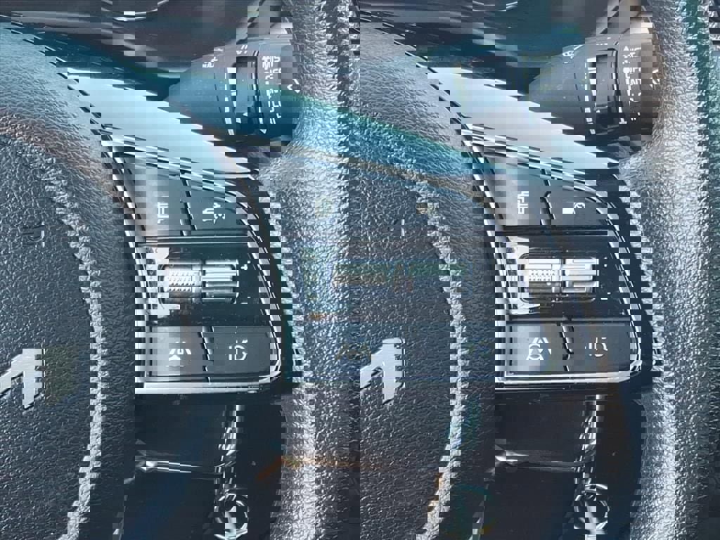 Used 2024 Kia Forte LXS image 19