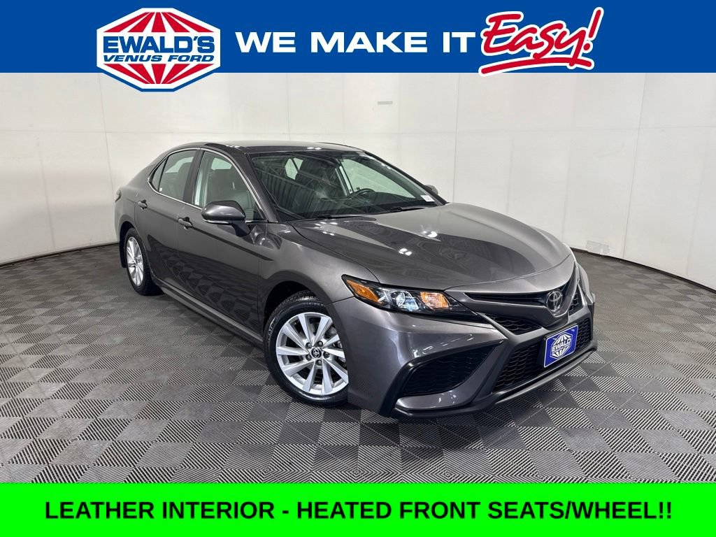 Used 2024 Toyota Camry SE FWD image 1