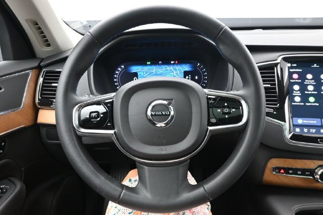 Used 2024 Volvo XC90 B6 Plus w/ Protection Package AWD/4WD image 23