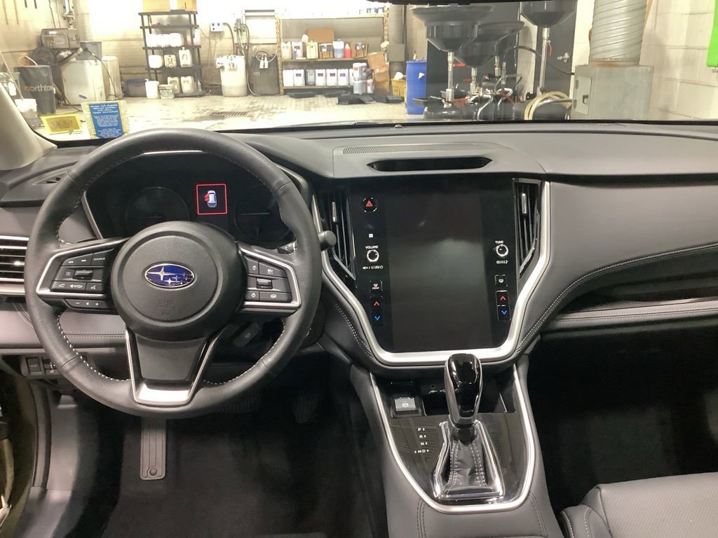 Certified 2025 Subaru Outback Limited image 5