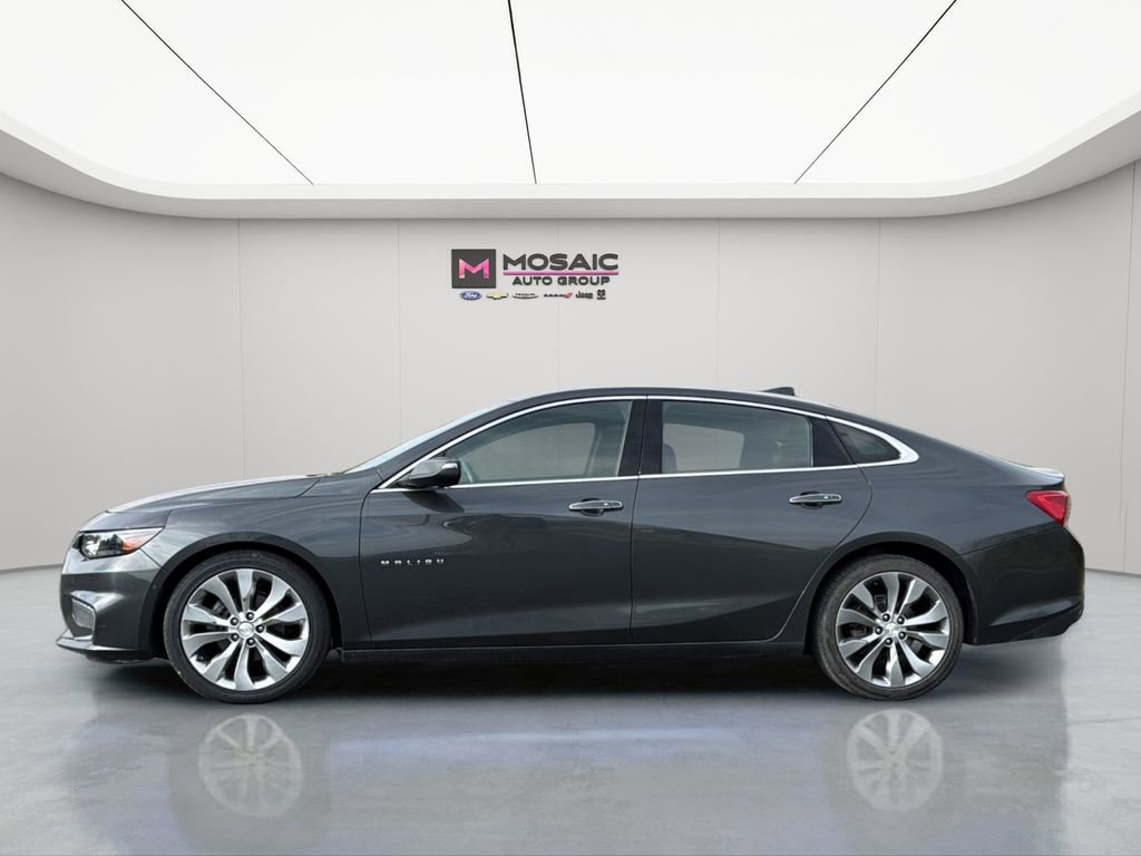 Used 2016 Chevrolet Malibu Premier w/ Driver Confidence Package II FWD image 9