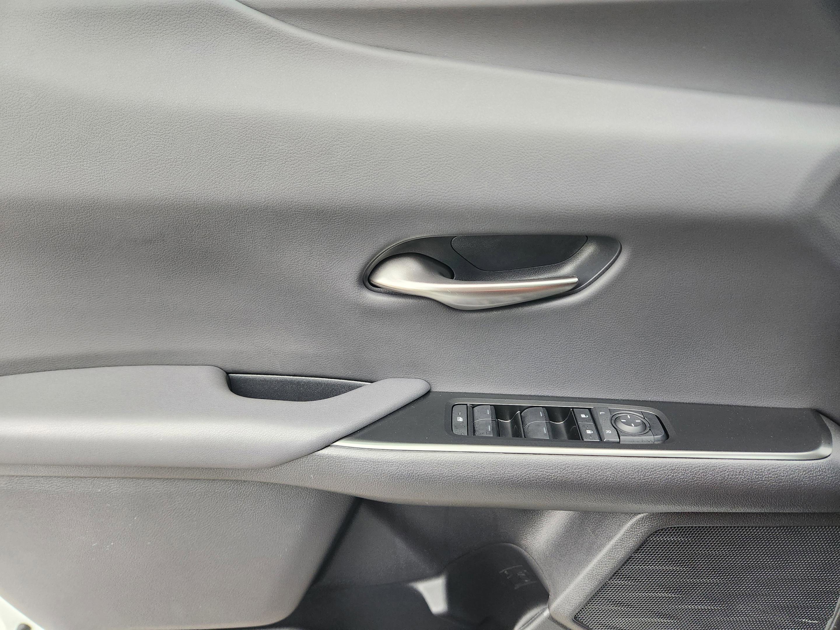 Certified 2025 Lexus UX 300h FWD w/ Accessory Package (Z1) image 14