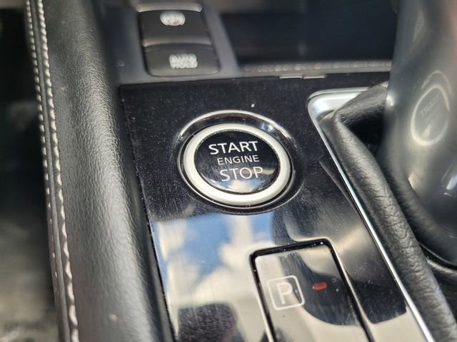 Used 2024 Nissan Kicks SR w/ SR Premium Package FWD image 26