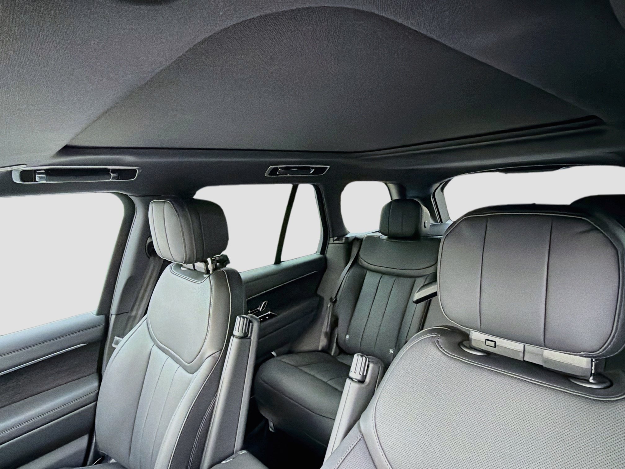 New 2027 Land Rover Range Rover SE AWD/4WD image 27